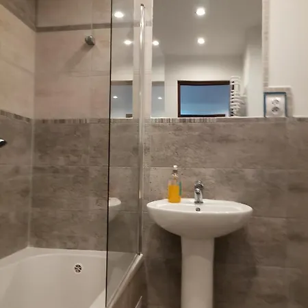 Nad Woda Kolo Miedzyzdrojow * Wolin